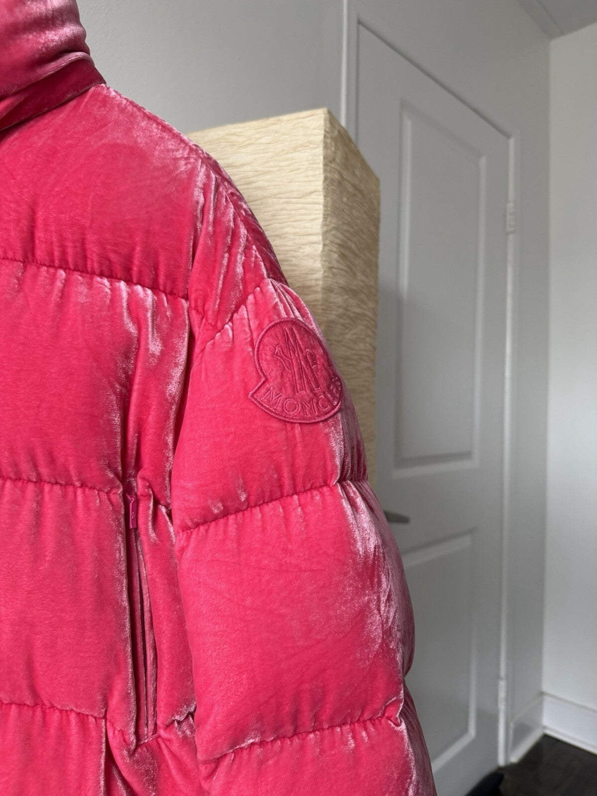 Moncler Fuchsia Caille Velvet Puffer Jacket Coat Womens 0 Pink