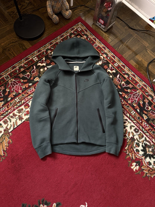 Nike Sportswear Tech Fleece Hoodie Women’s M Green Full Zip FB8338-328