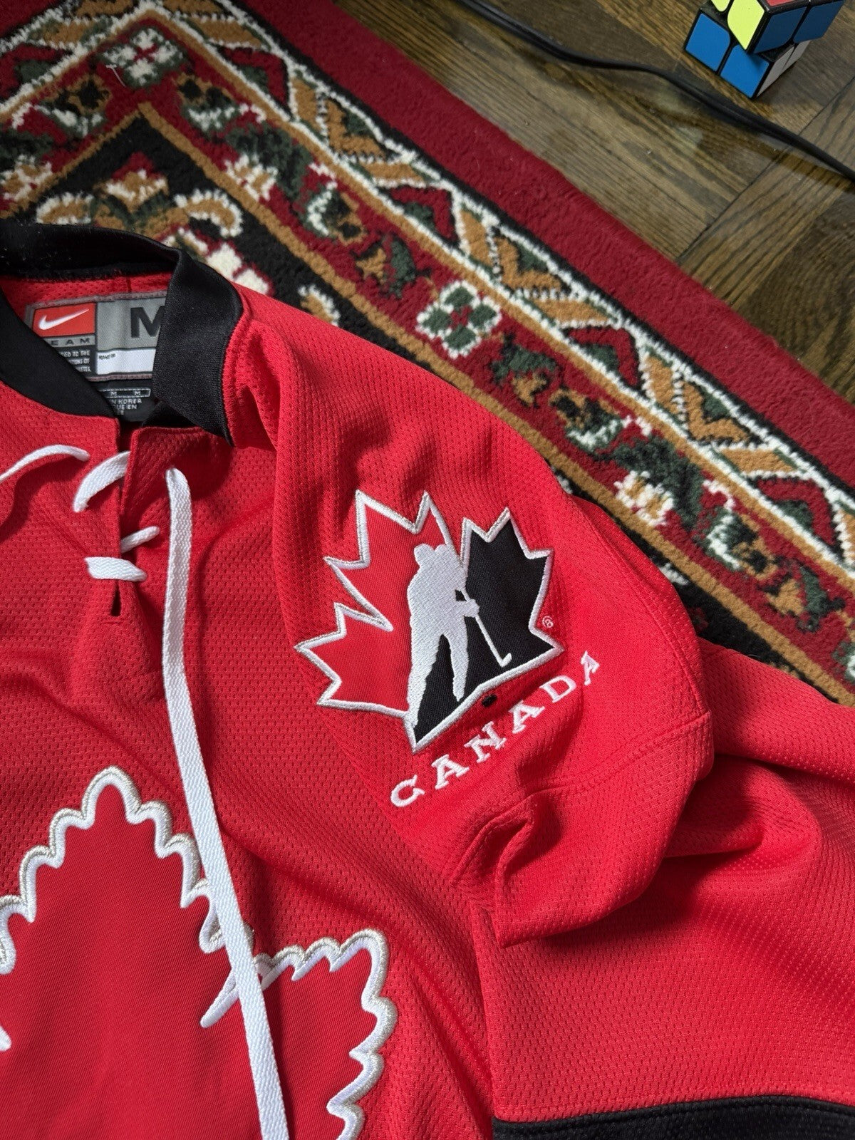 Vintage Nike Hockey NHL Team Canada Jersey Red IIHF Olympics Size M 90s