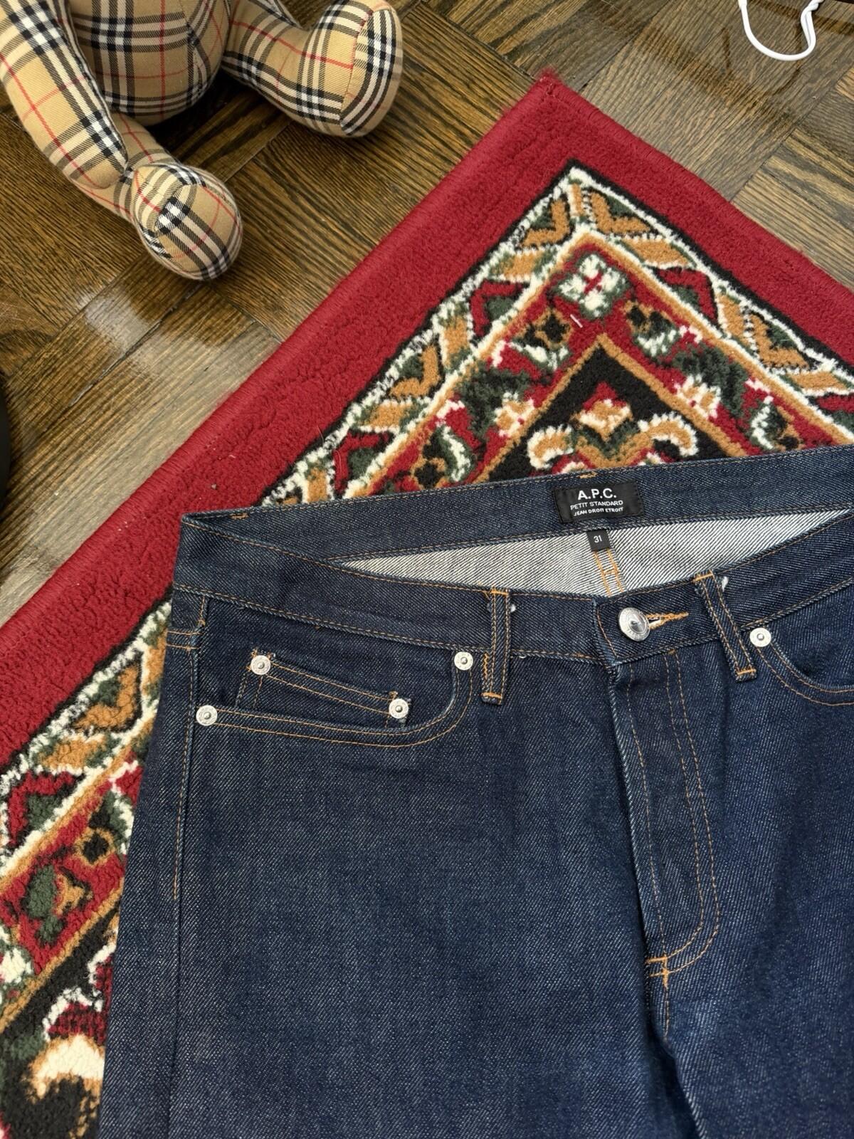 A.P.C. Petite Standard Jean Droit Etroit Size 31 Selvedge Indigo Denim APC