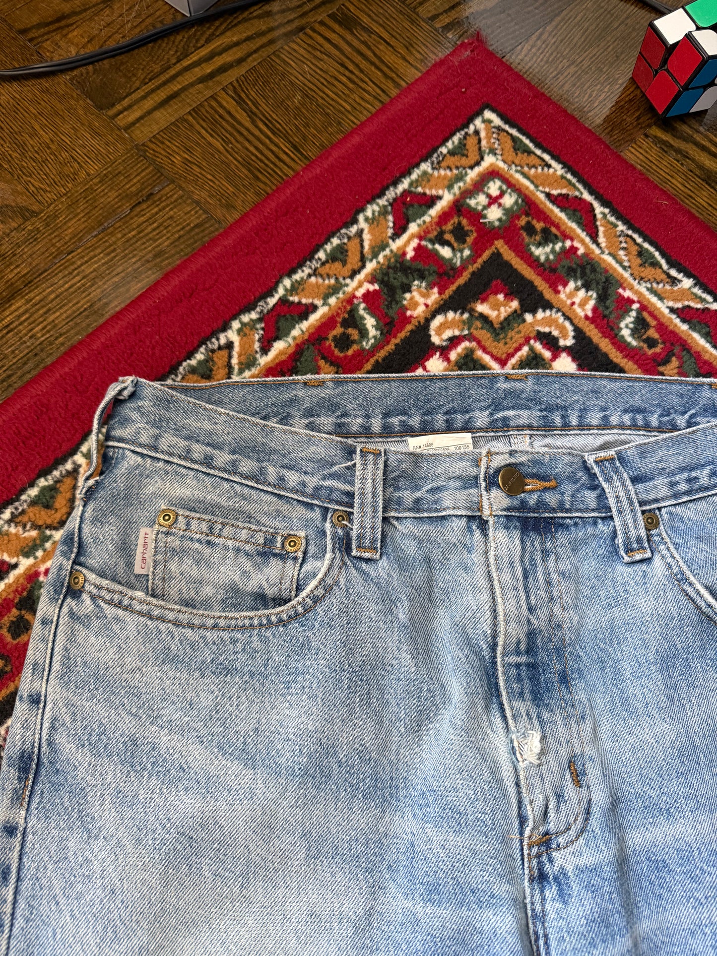 Carhartt Distressed Washed Treaditional Fit Jeans
