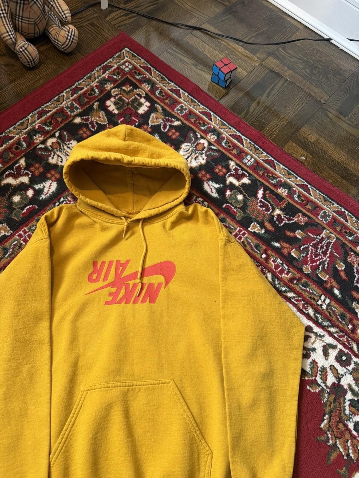 Travis Scott x Nike Air Jordan Cactus Jack Highest Hoodie Yellow Size M