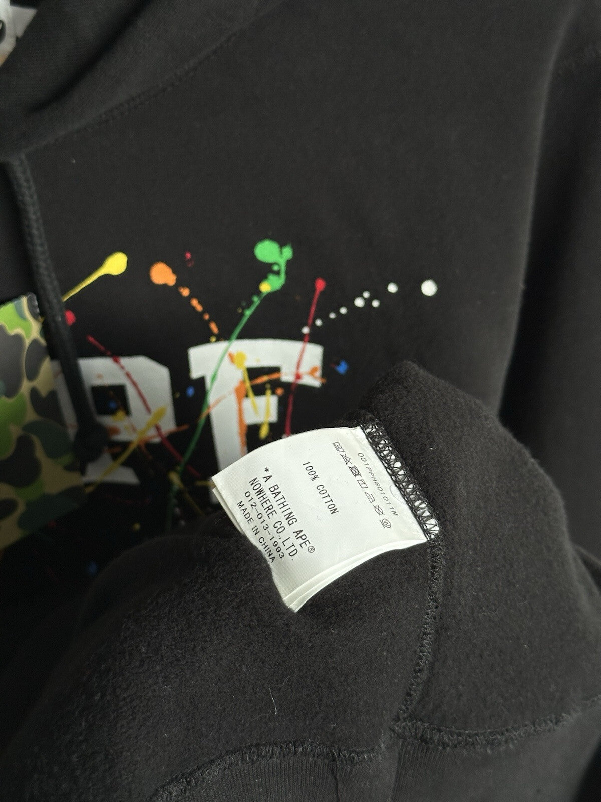 A BATHING APE BAPE PAINT SPLATTER PULLOVER HOODIE BLACK MULTICOLOR SZ L