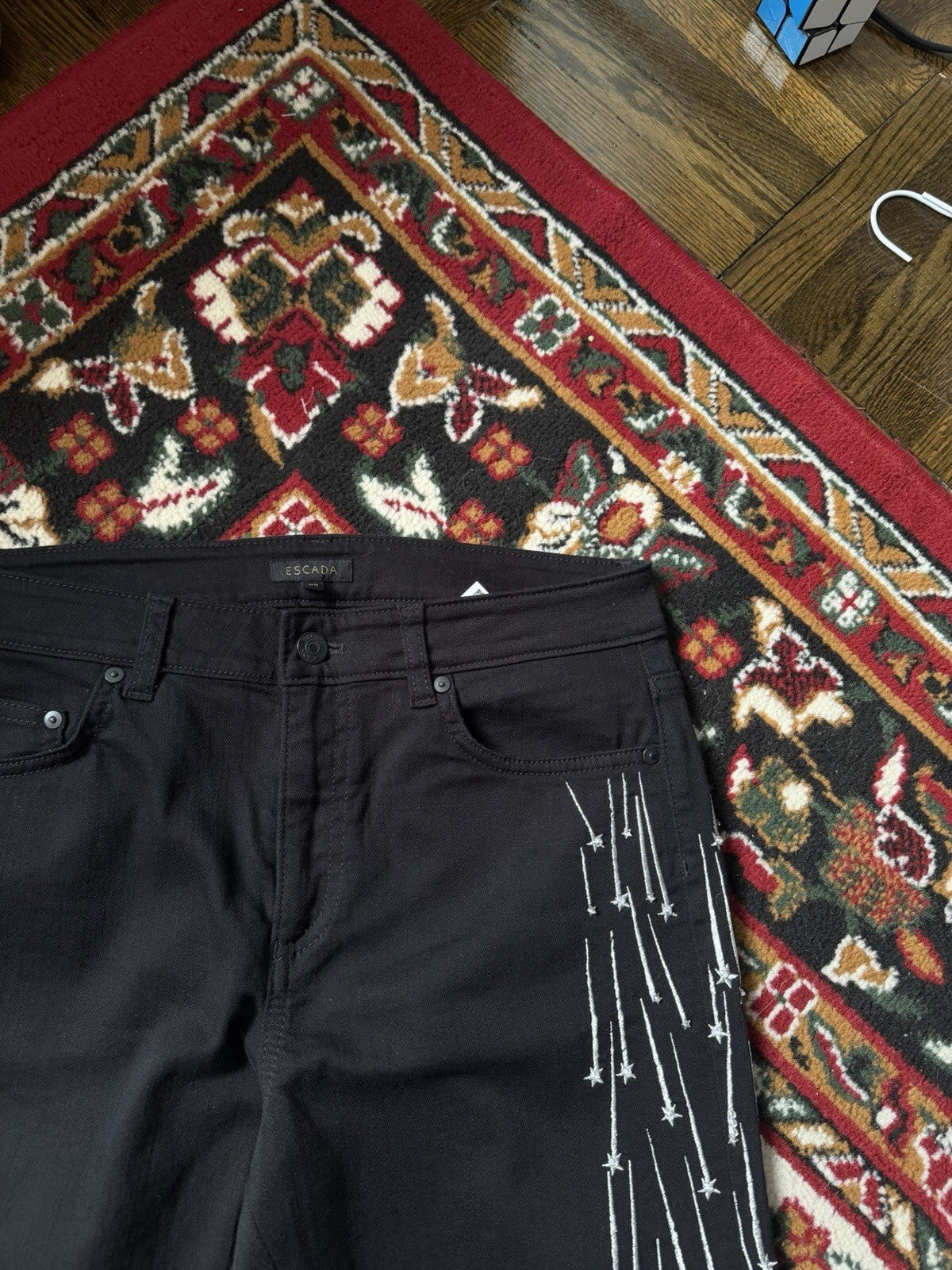 Escada Black Shooting Star Embroidered Jeans Size 34
