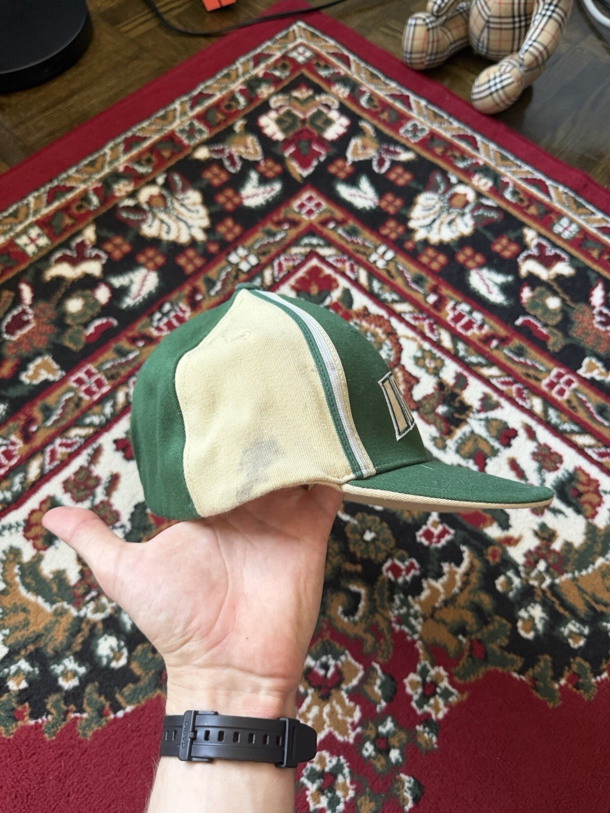 Notre Dame Fighting Irish Hat Cap Fitted Mens Small Green NCAA Basketball Nike