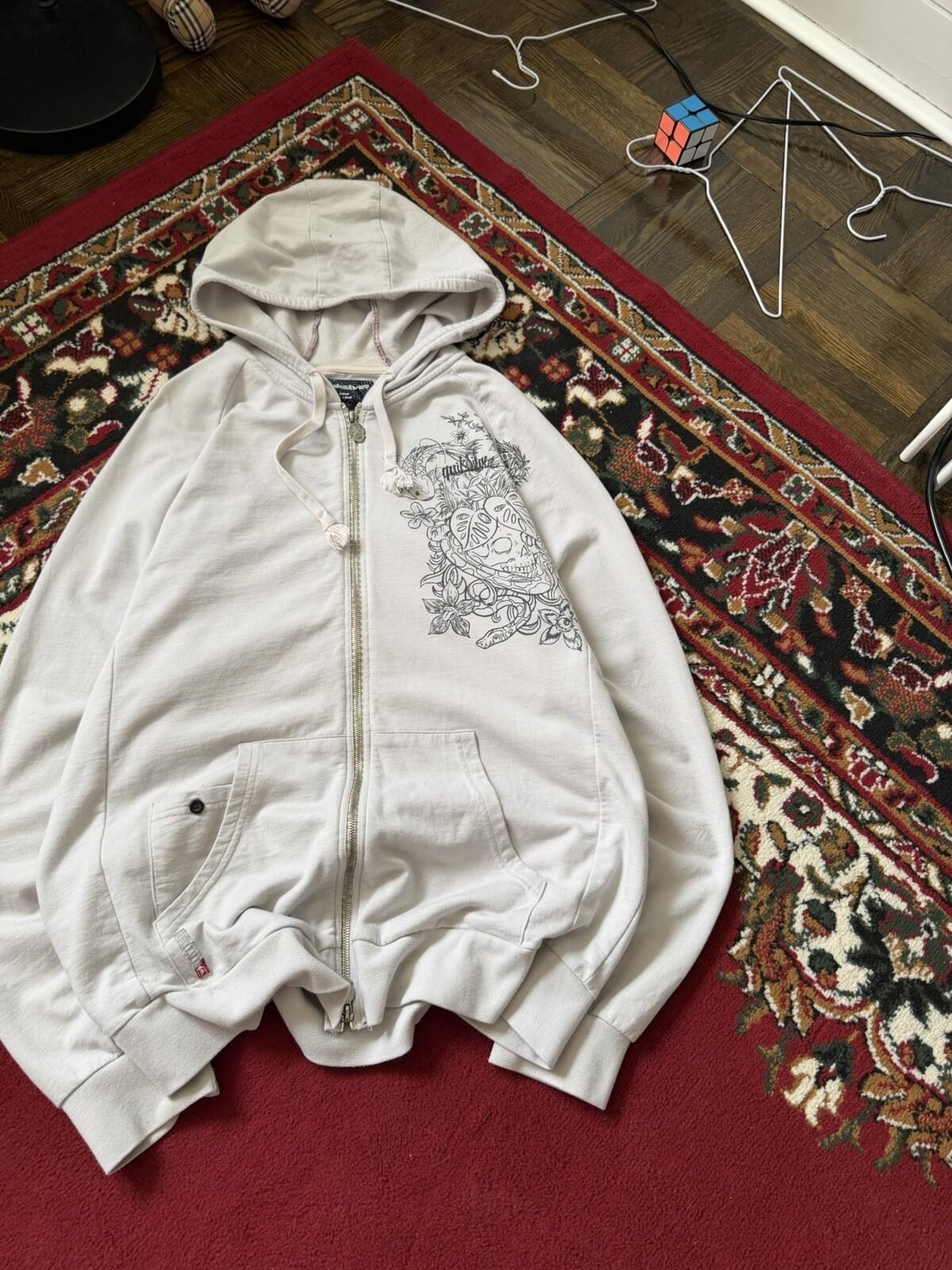 Vintage Quiksilver Skull/Koi Fish Surf Y2K White Hoodie Size Large Rare