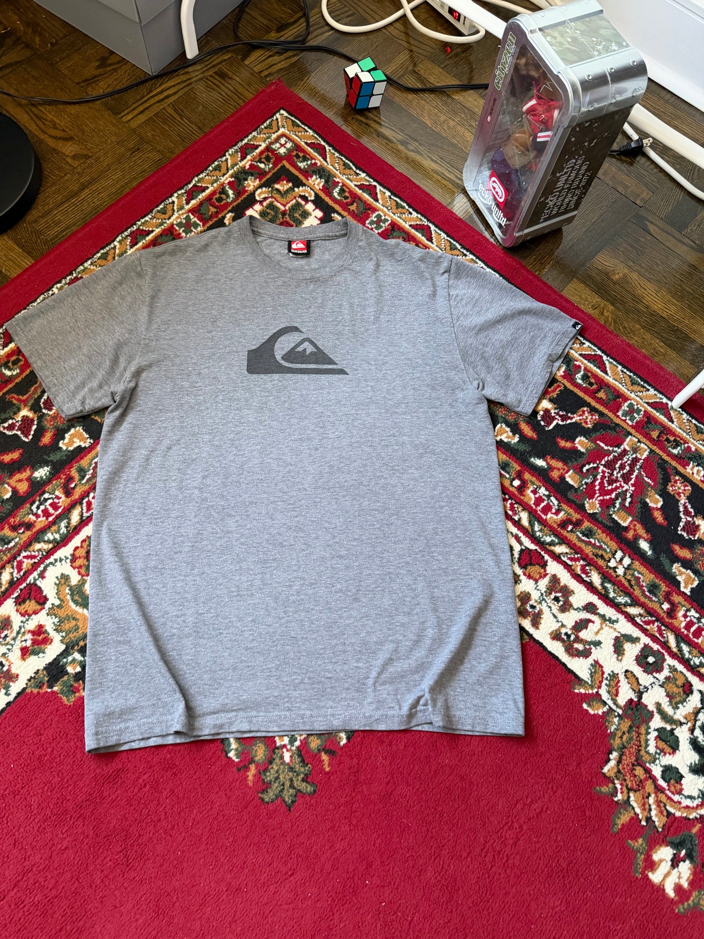 Vintage Quiksilver Center Logo Shirt