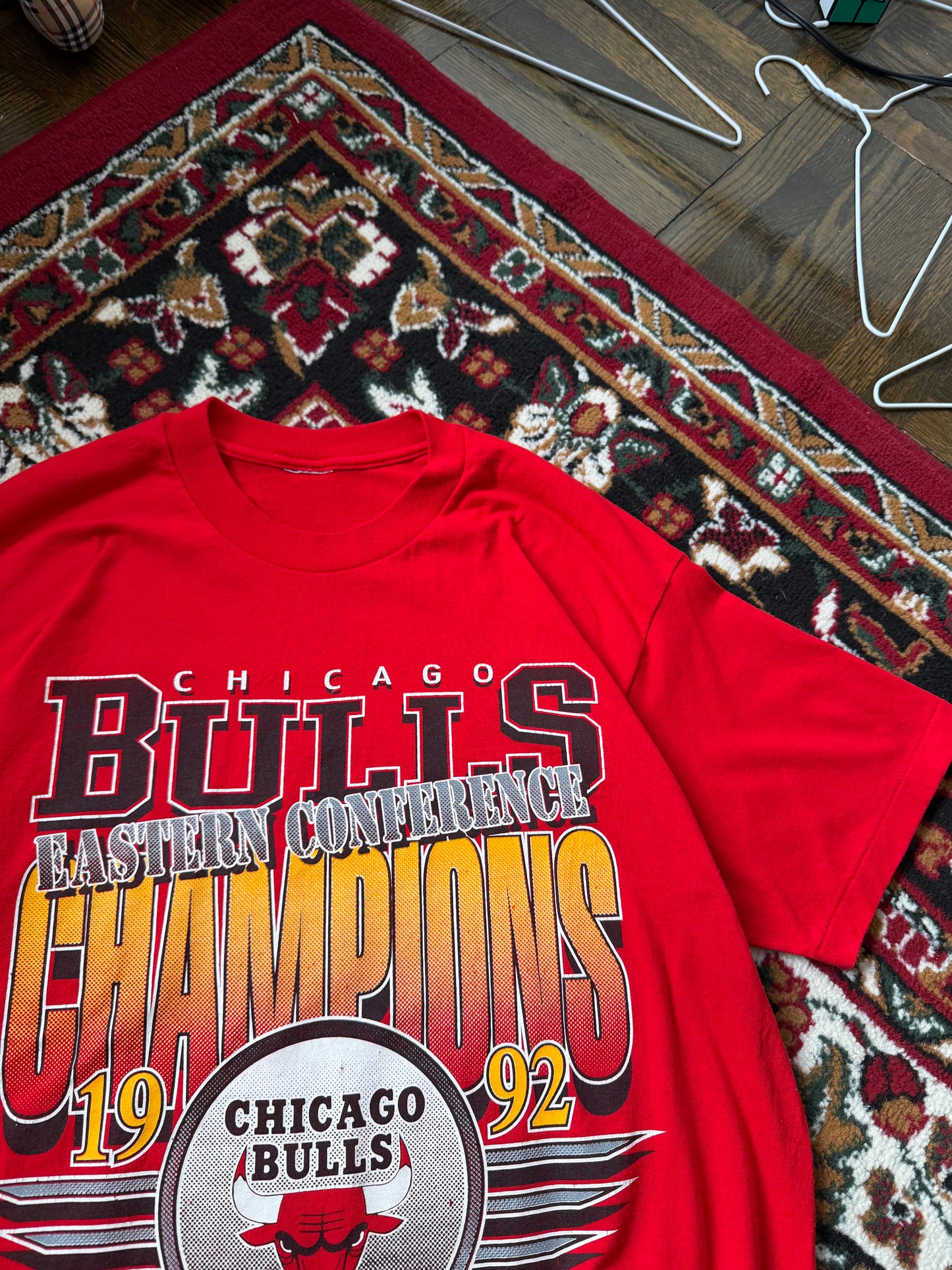Vintage Chicago Bulls Championship T-Shirt Sz XL 1992 NBA Finals Champs Red