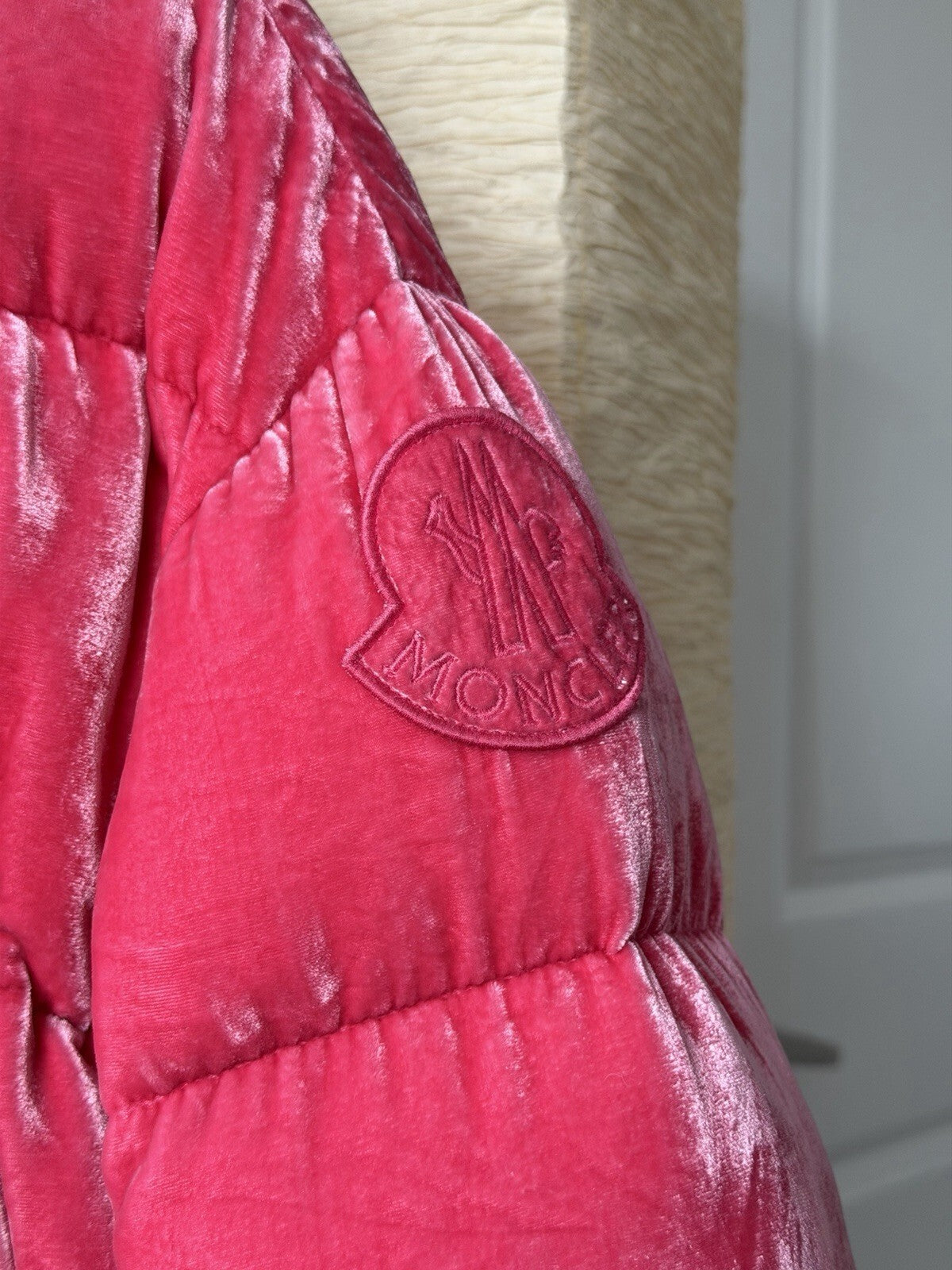 Moncler Fuchsia Caille Velvet Puffer Jacket Coat Womens 0 Pink