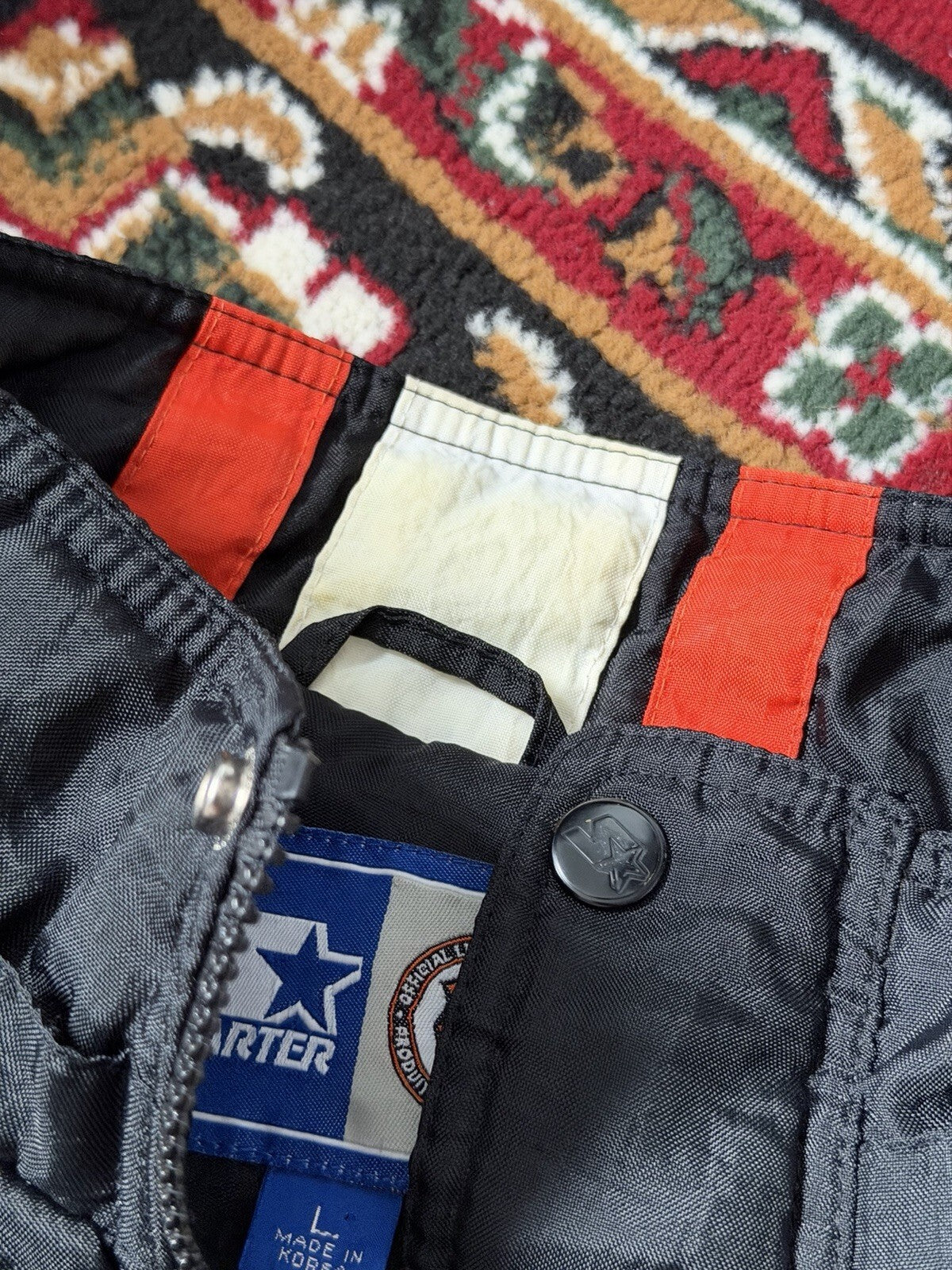 Vintage 90s Starter Philadelphia Flyers NHL Puffer Jacket Black Orange