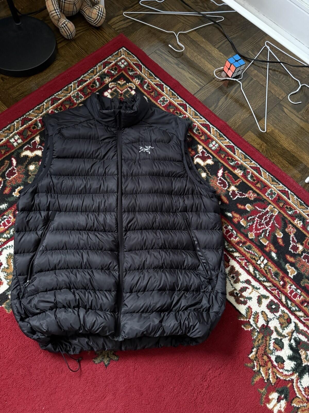 Arc’teryx Cerium LT Mens Puffer Vest Black Down - Size L