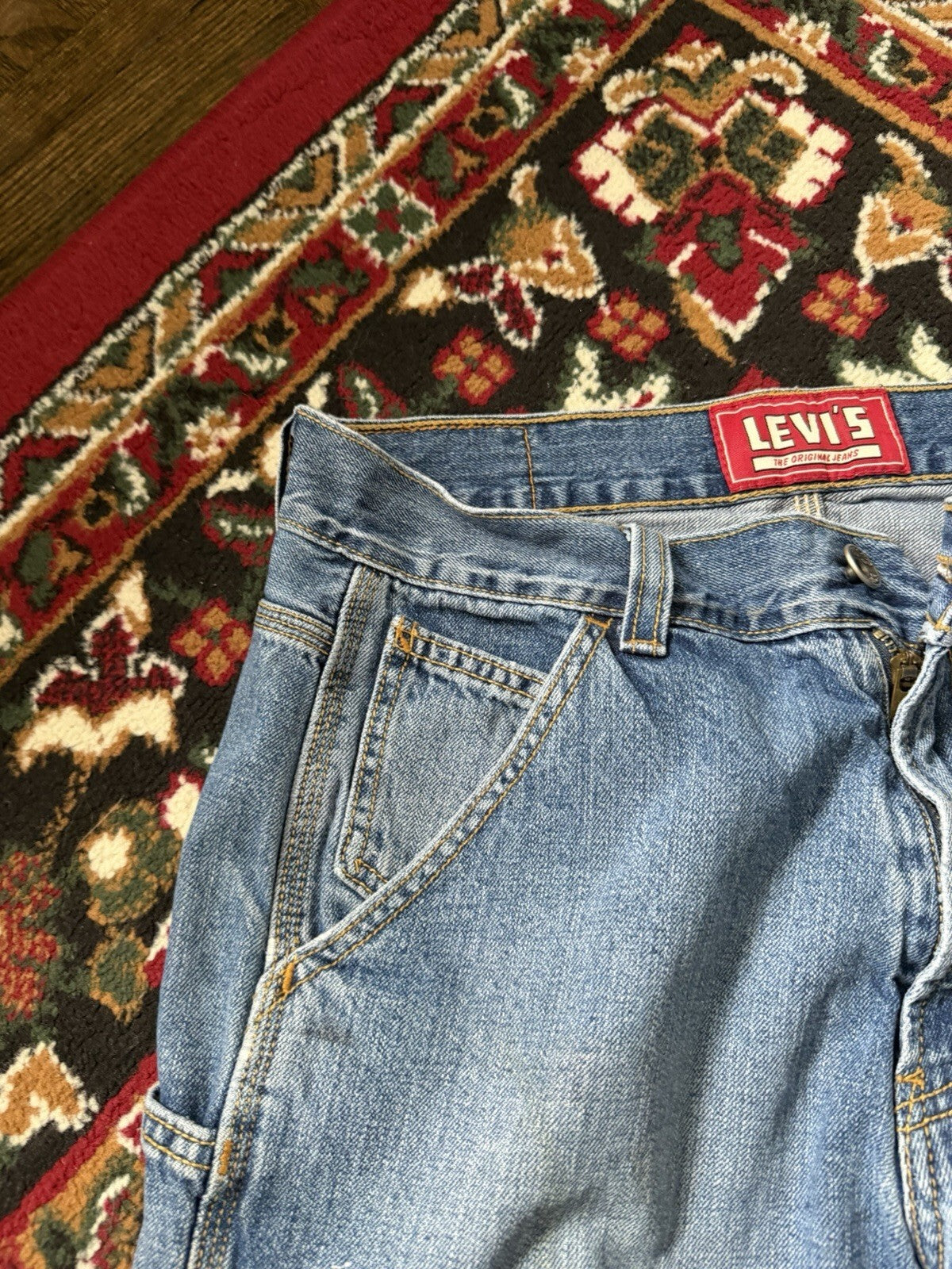 Levi’s Jeans Carpenter Jean Shorts Size 32 Jorts Y2K Skater Baggy Distressed