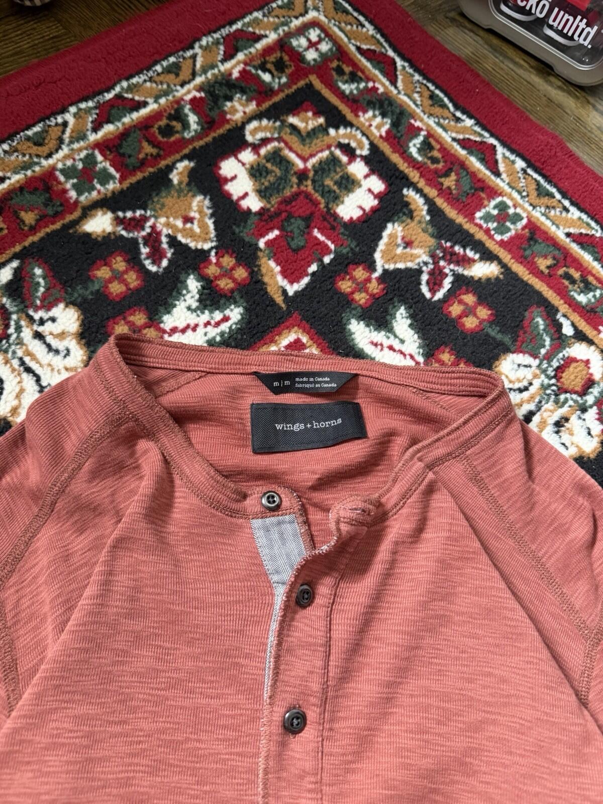 Wings + Horns Shirt Mens Medium Coral Henley Crewneck Long Sleeve Sweater