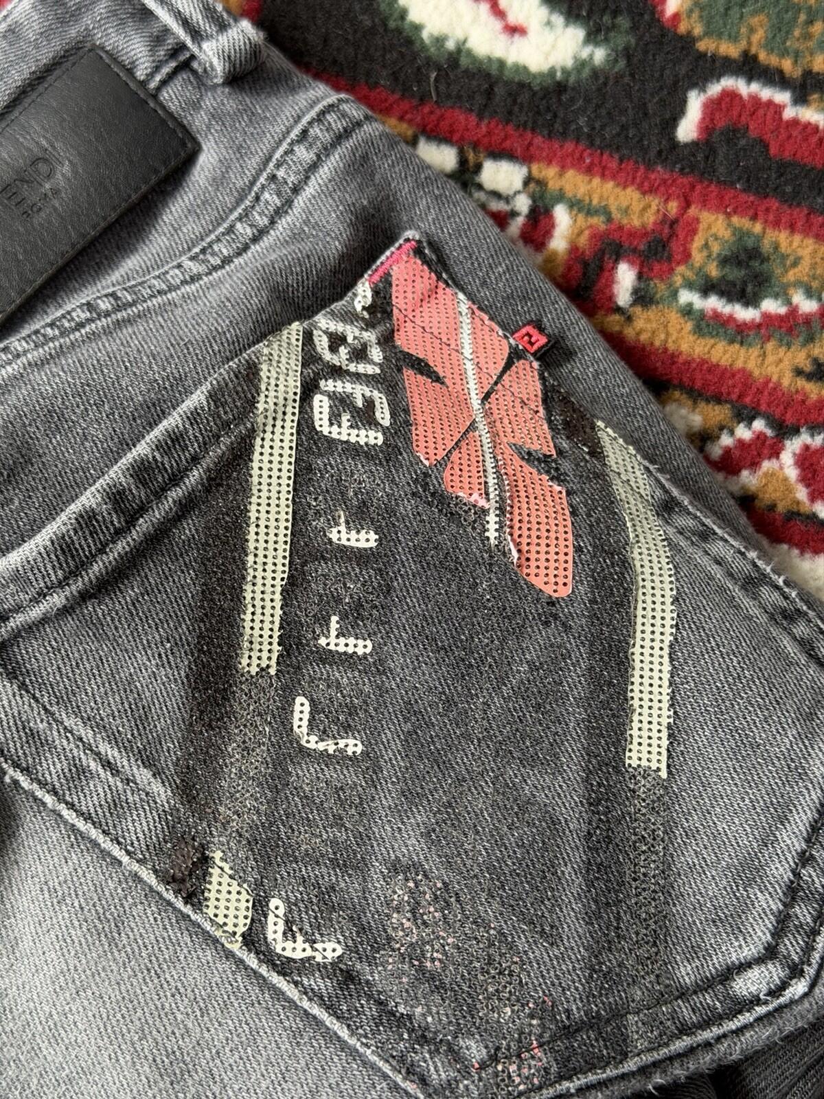 Fendi Skinny Straight Gray Denim Jeans Back Logo Pants Size 32/34 Womens