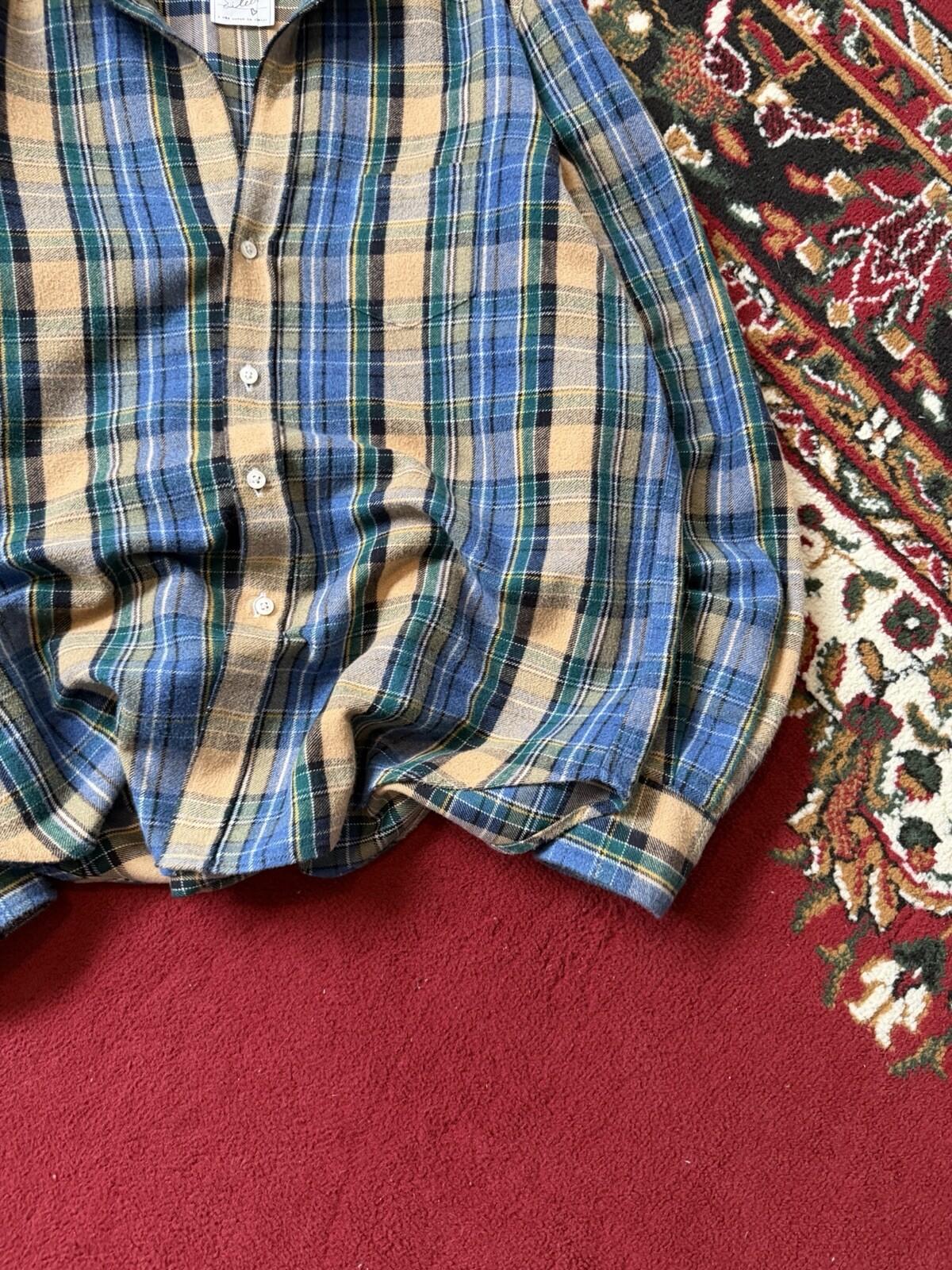 Frank and Eileen "Eileen" Italian Woven Flannel Plaid Button Down Shirt Womens