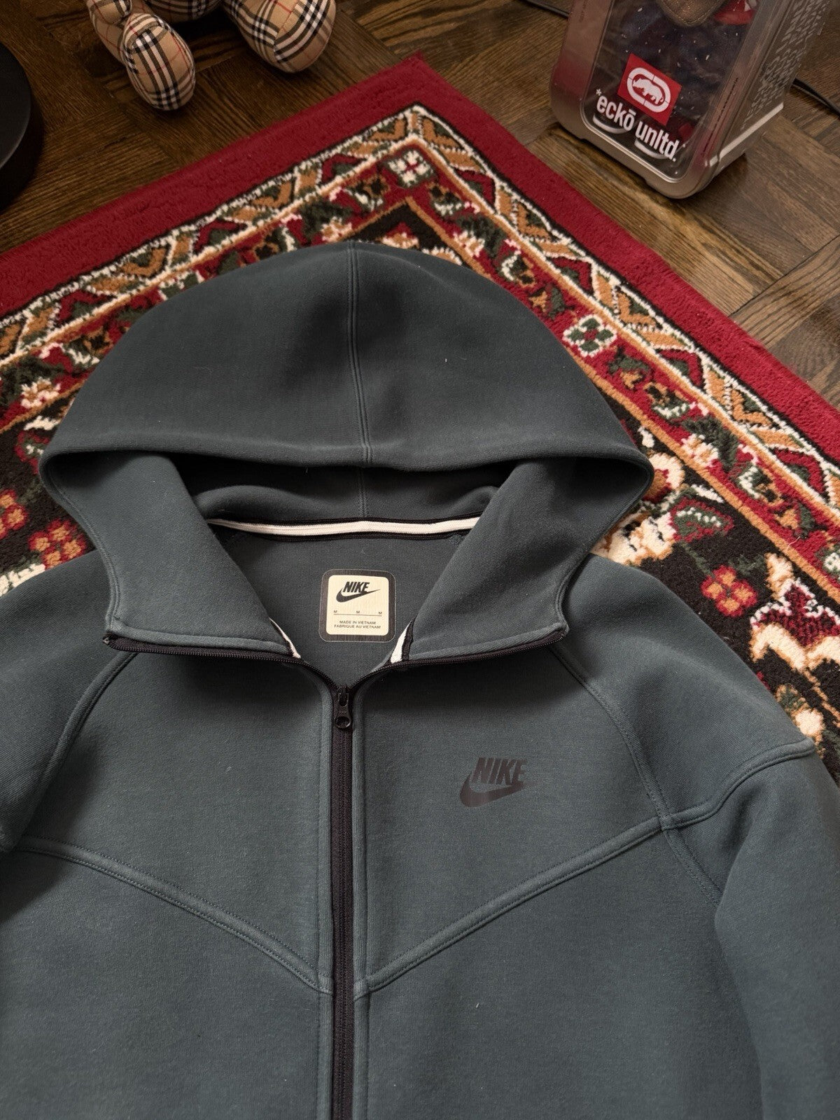 Nike Sportswear Tech Fleece Hoodie Women’s M Green Full Zip FB8338-328