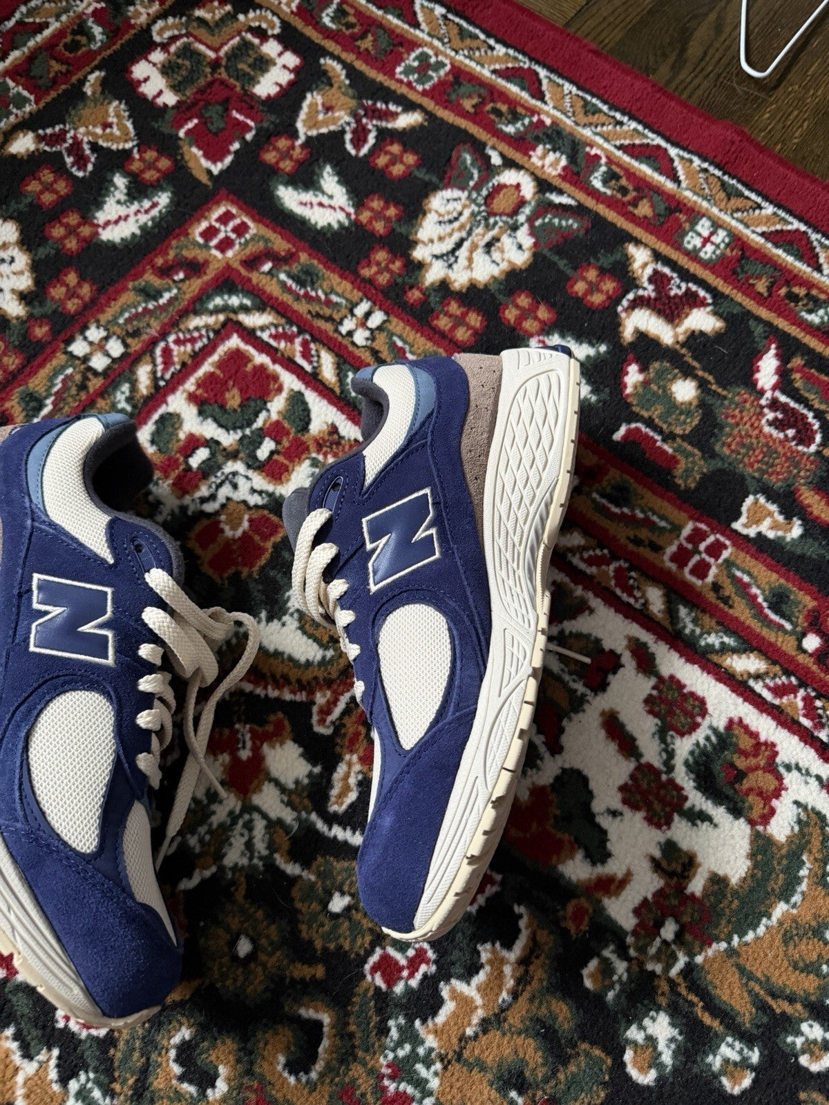 New Balance Night Tide Cream M2002RG Men's Size 8.5US Brand New DS