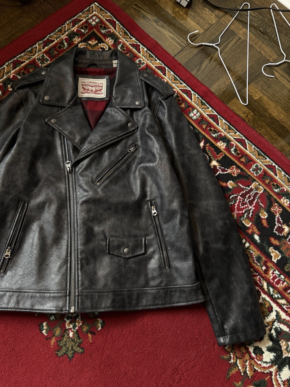 Levi’s Black Faux Leather Moto Jacket Men’s Large Biker USA Buffalo Plaid Lining