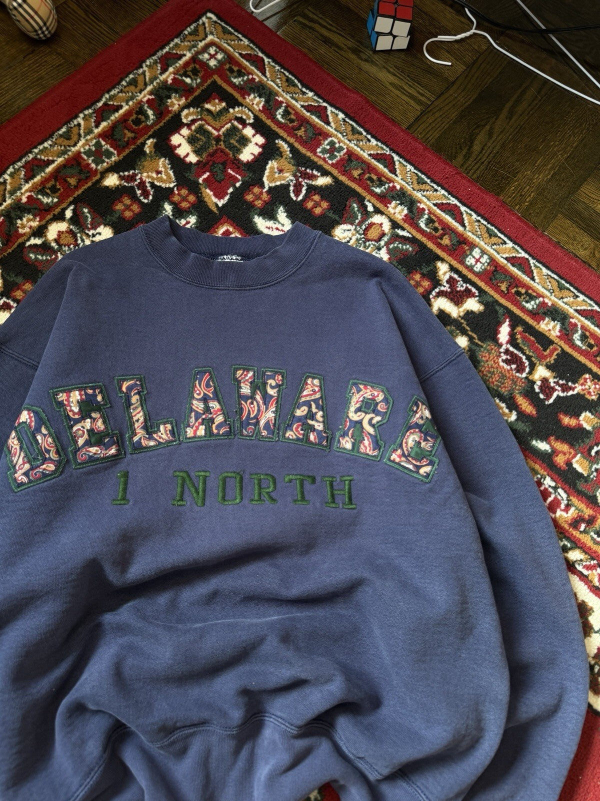 80s Vintage University of Delaware Crewneck Sweatshirt Medium Navy Blue
