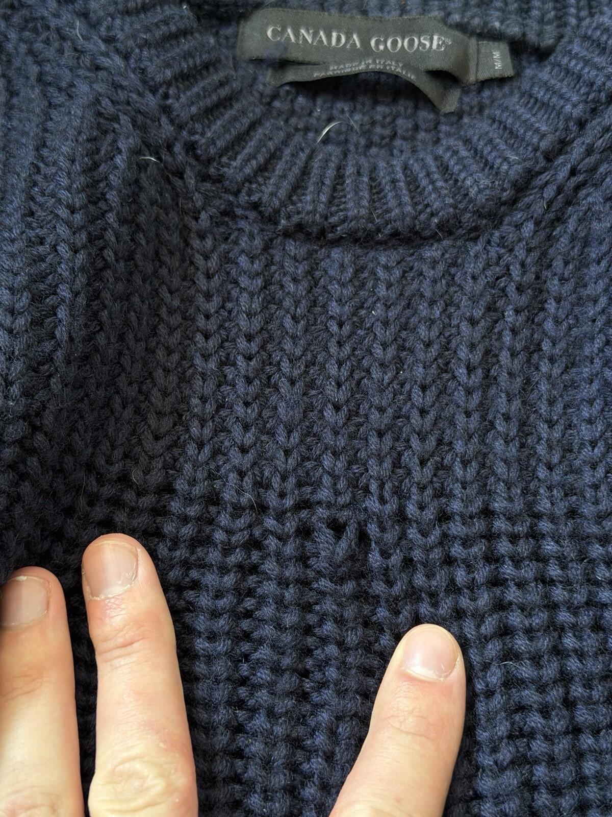 Canada Goose Men's Navy Blue Merino Wool Knit Pullover Sweater Regular Size M