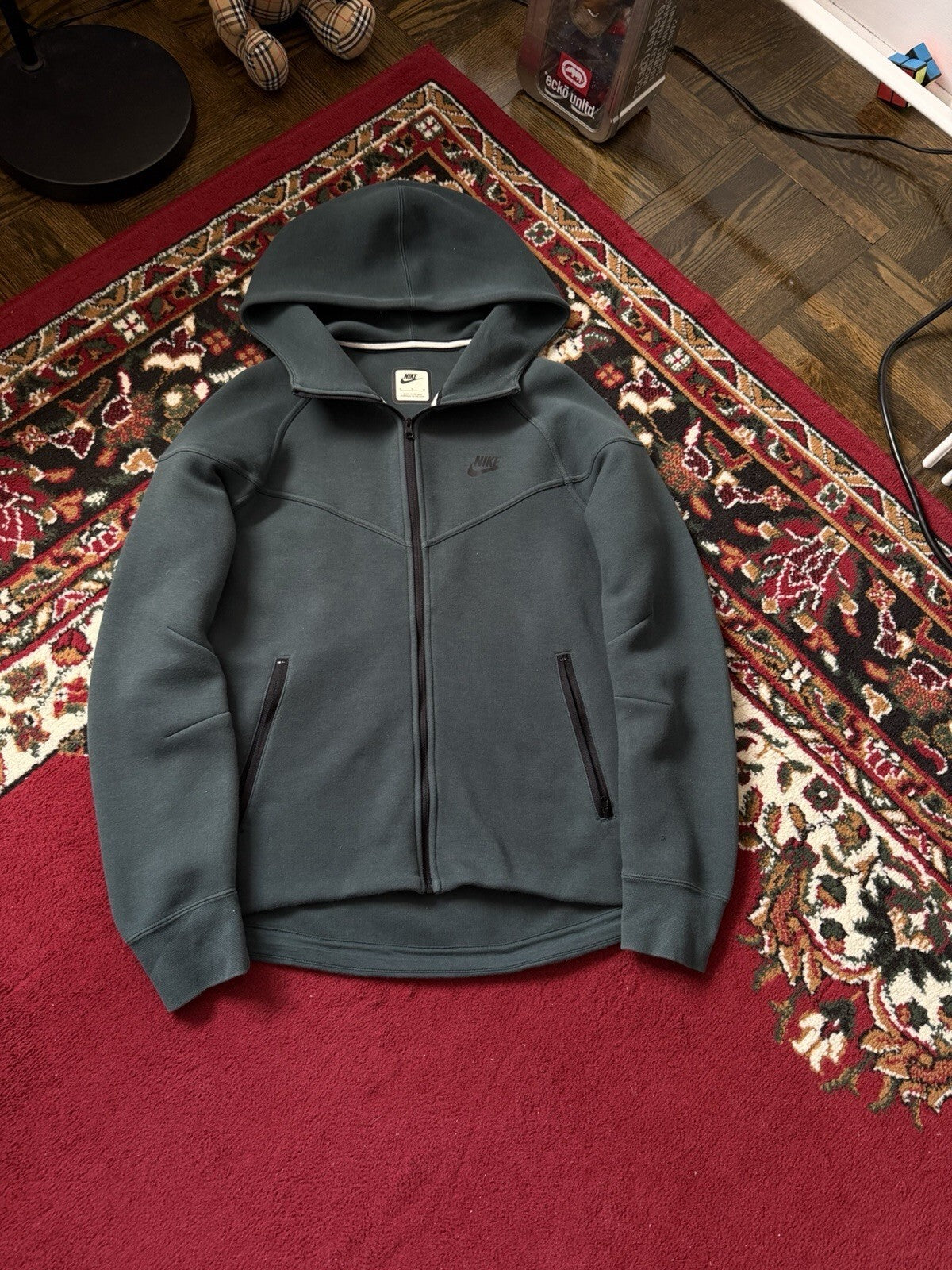 Nike Sportswear Tech Fleece Hoodie Women’s M Green Full Zip FB8338-328