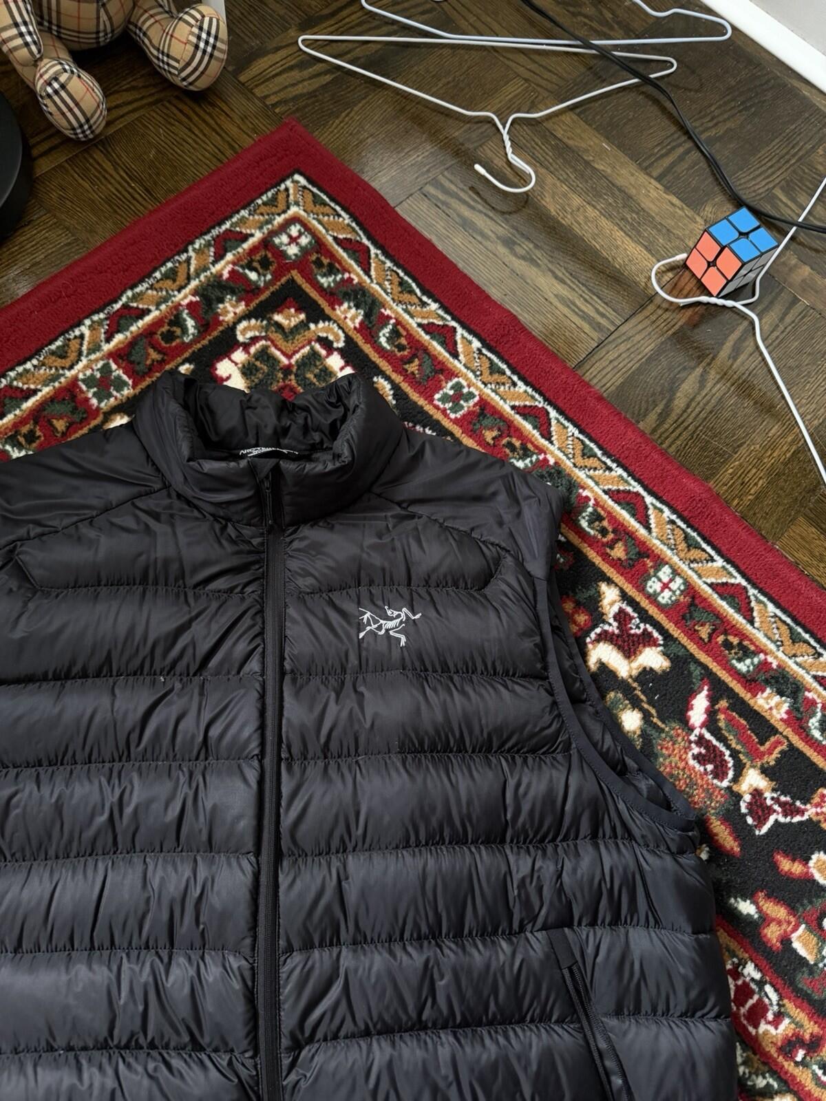 Arc’teryx Cerium LT Mens Puffer Vest Black Down - Size L