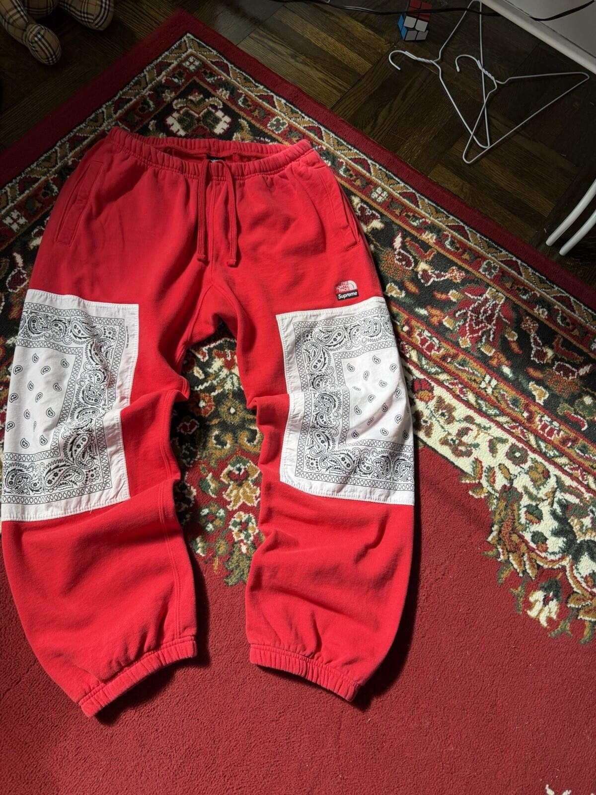 Supreme x The North Face Bandana Red Sweatpants Size M