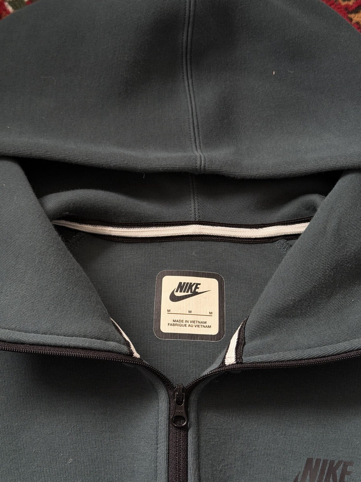 Nike Sportswear Tech Fleece Hoodie Women’s M Green Full Zip FB8338-328