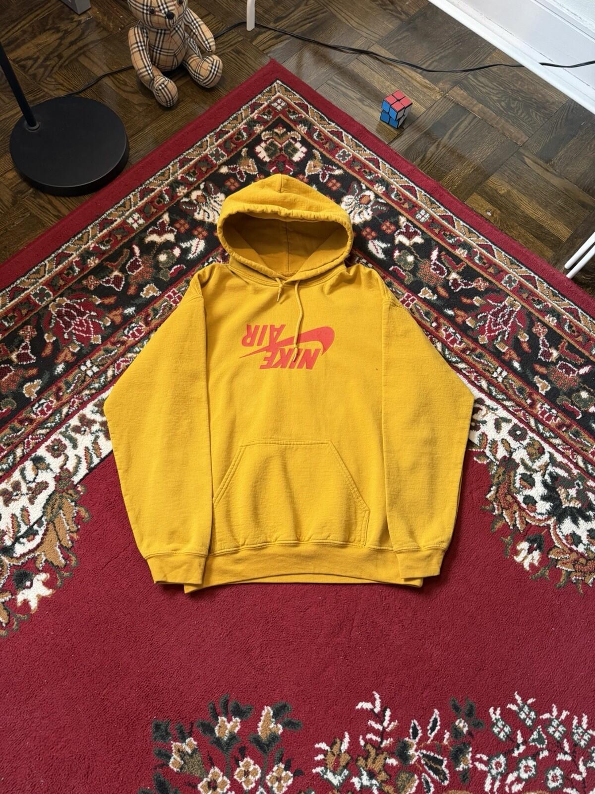 Travis Scott x Nike Air Jordan Cactus Jack Highest Hoodie Yellow Size M