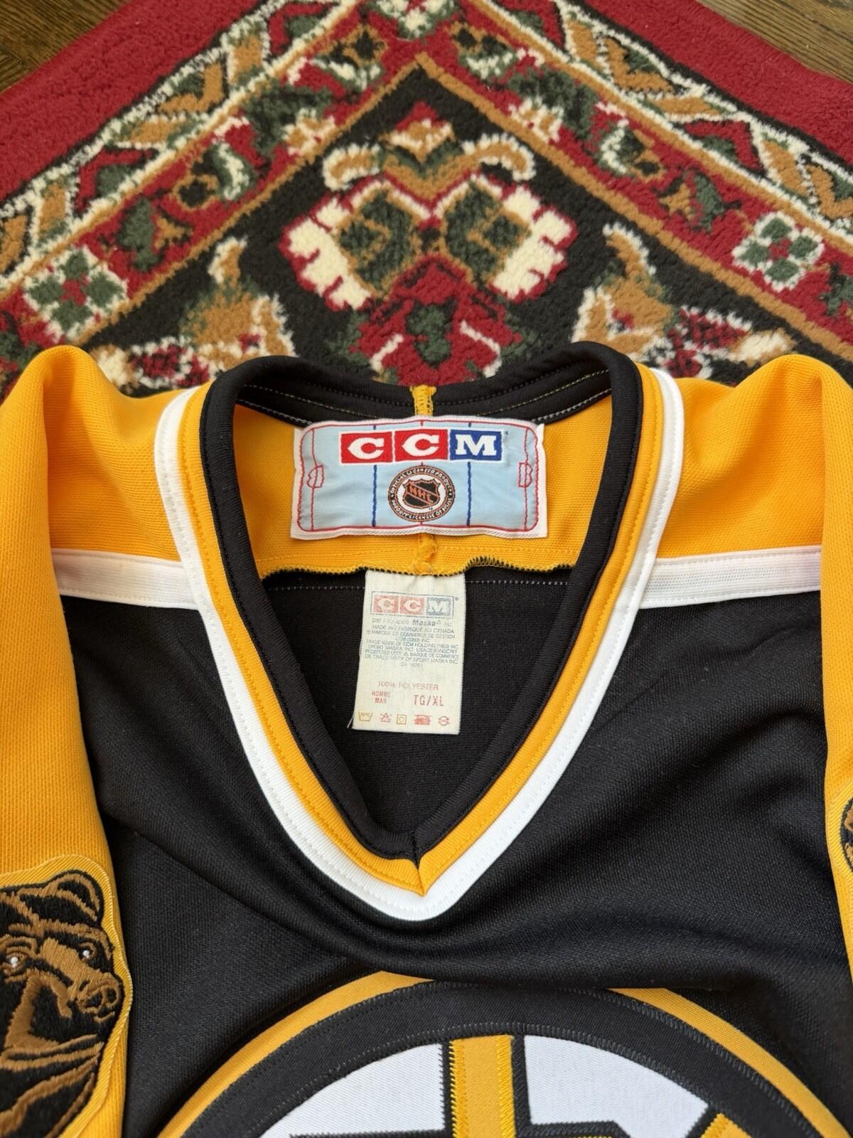 VTG 90s Ccm Boston Bruins Black Bears Classic NHL Hockey Jersey Mens XL*