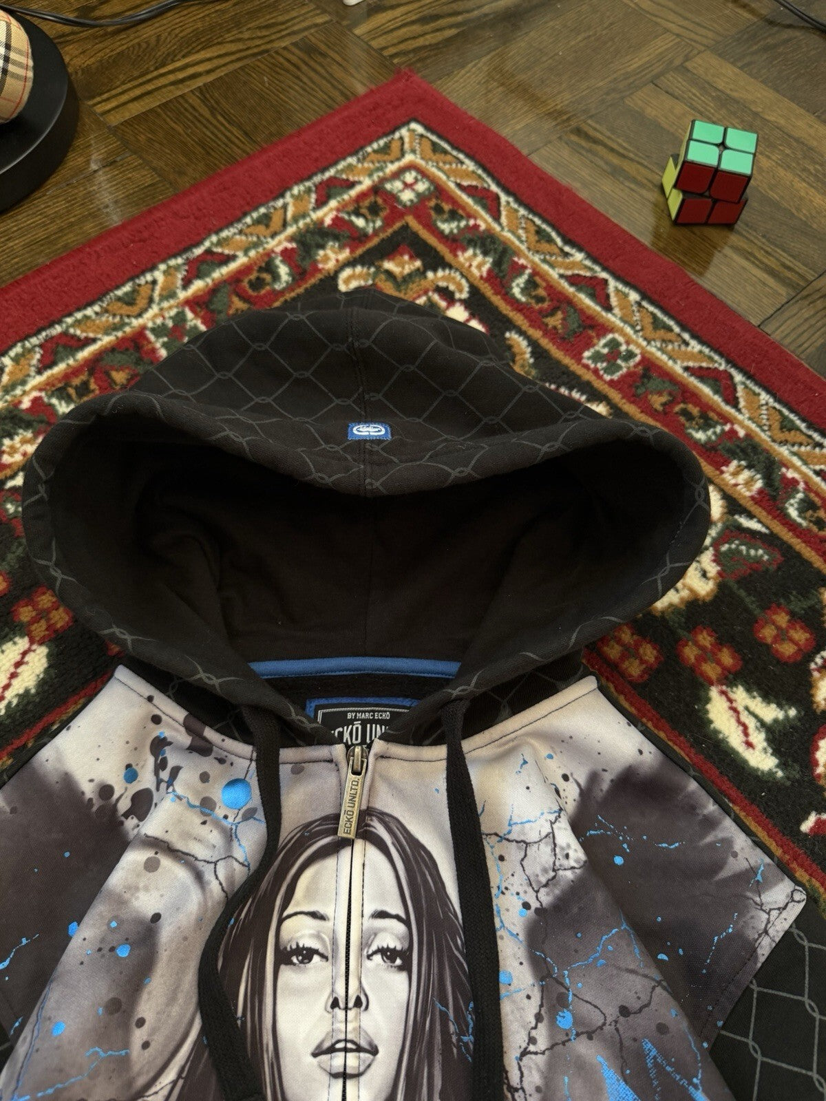 Vintage Ecko Unltd. Full Zip Hoodie Graffiti Girl Print Size M Streetwear Y2K