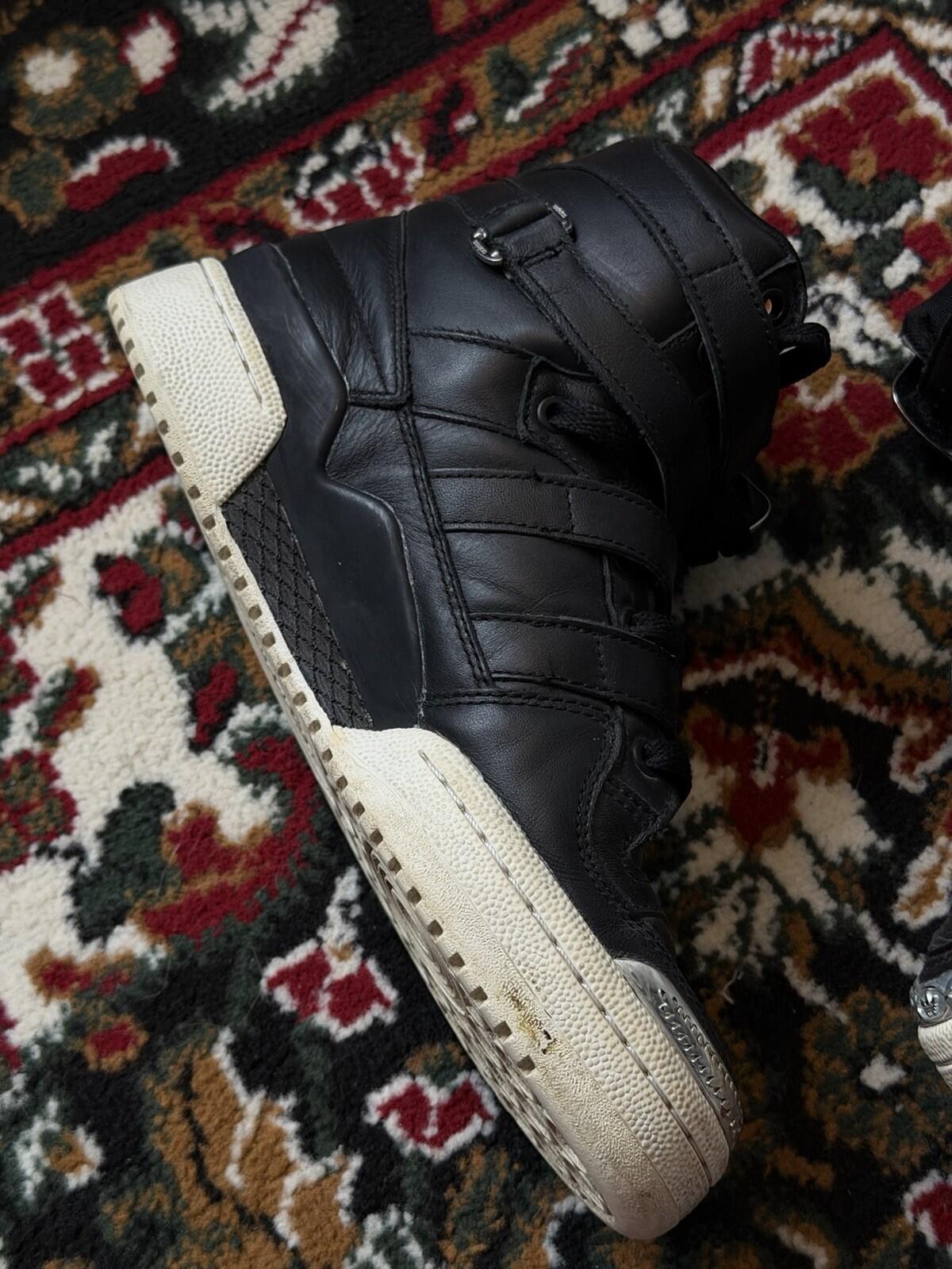 Adidas Jeremy Scott JS Forum Hi Silver Buckle Black Leather US8 Unisex