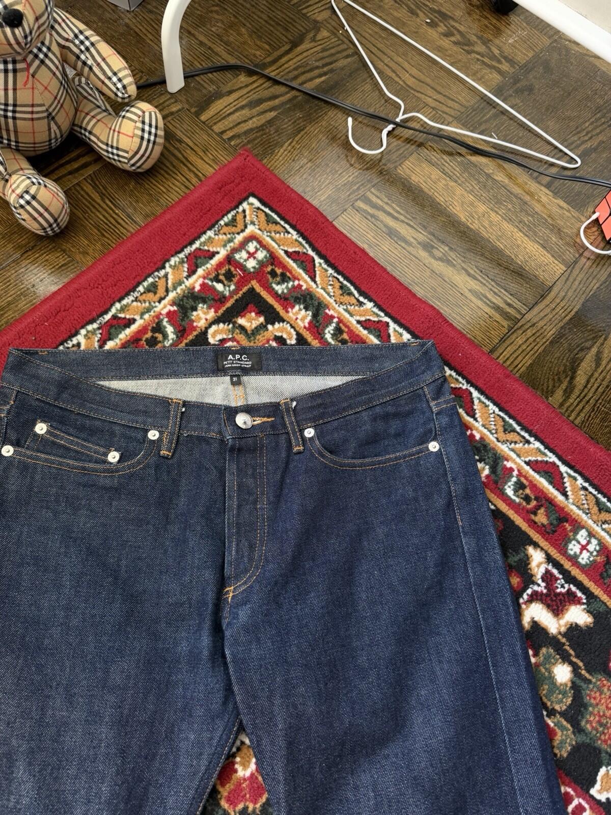 A.P.C. Petite Standard Jean Droit Etroit Size 31 Selvedge Indigo Denim APC