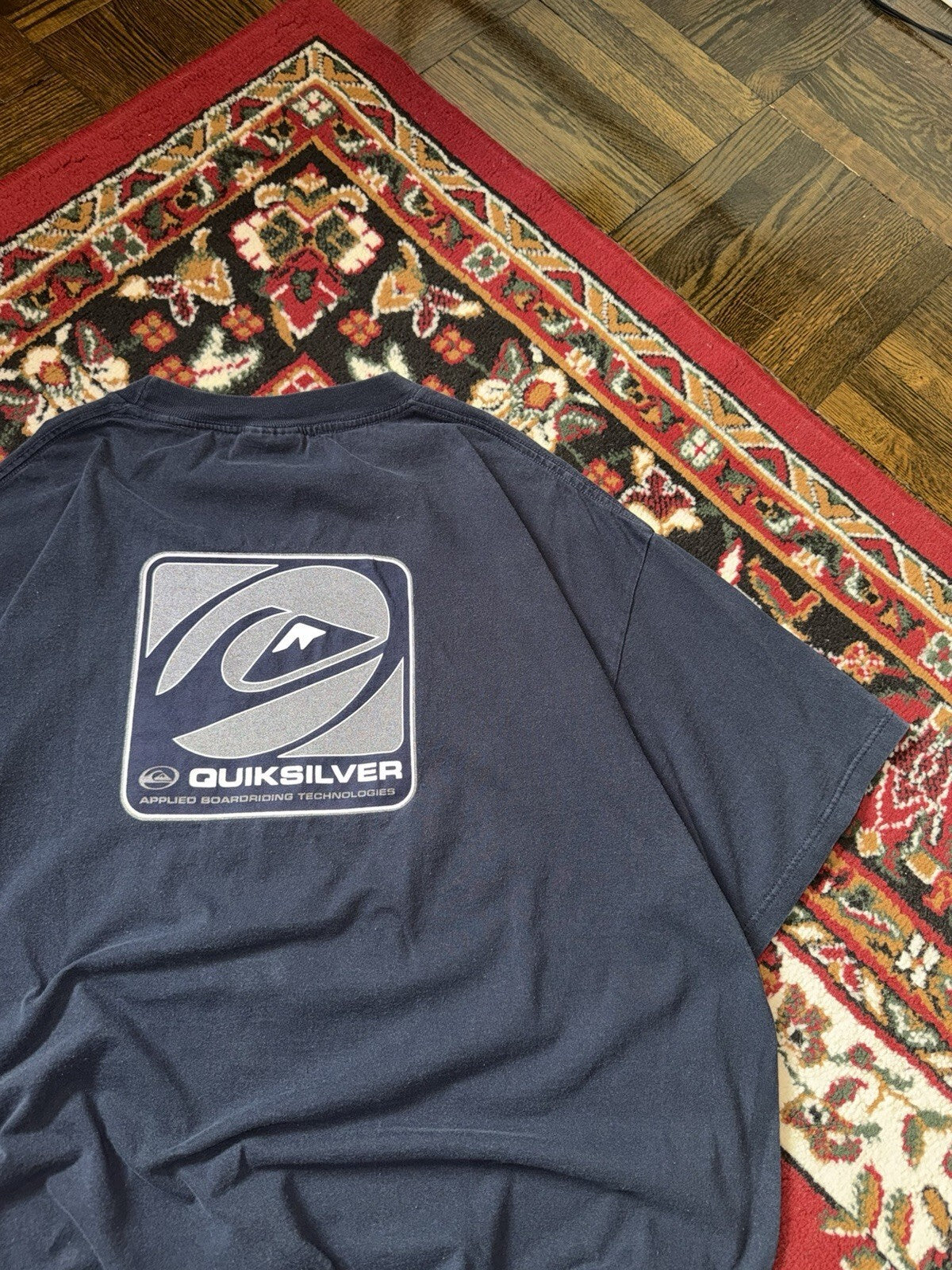 90s Quiksilver International Vintage Reflective Logo Tee T-shirt Surd Skate XL
