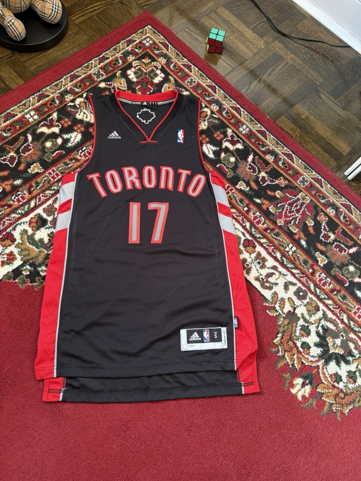 Jonas Valanciunas Signed Autograph Toronto Raptors Jersey NBA Canada Nuggets