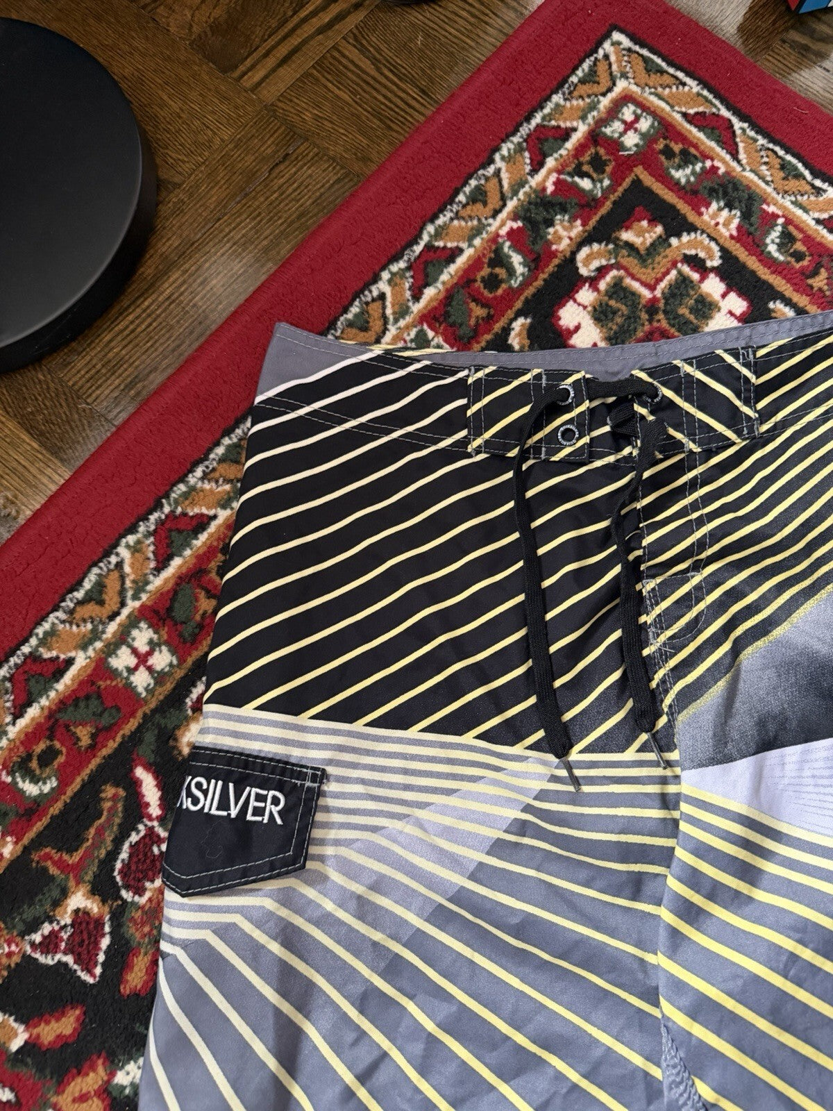 Vintage Quiksilver Board Shorts Swim Trunks Mens XL AOP Surf Skate Y2K 90s