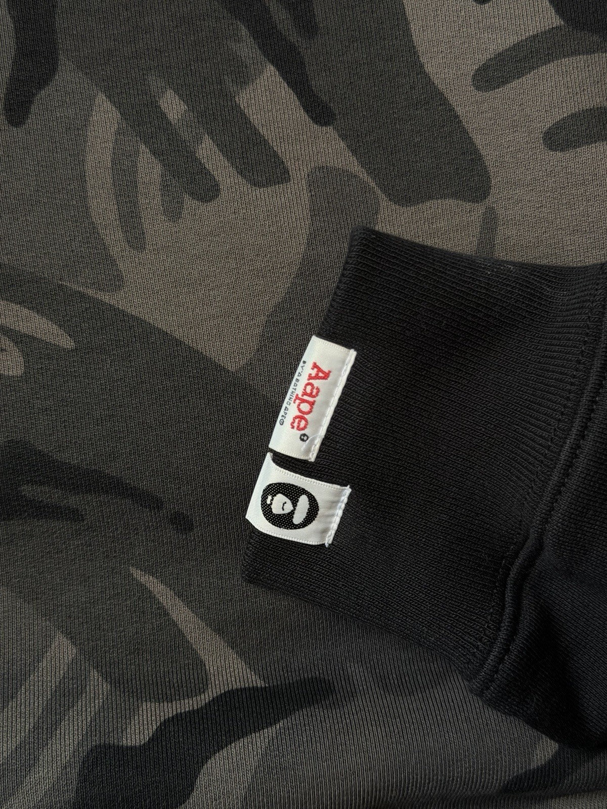 Aape By Abathing Ape Universe Camo Black Sweater Size S Sweatshirt Bape