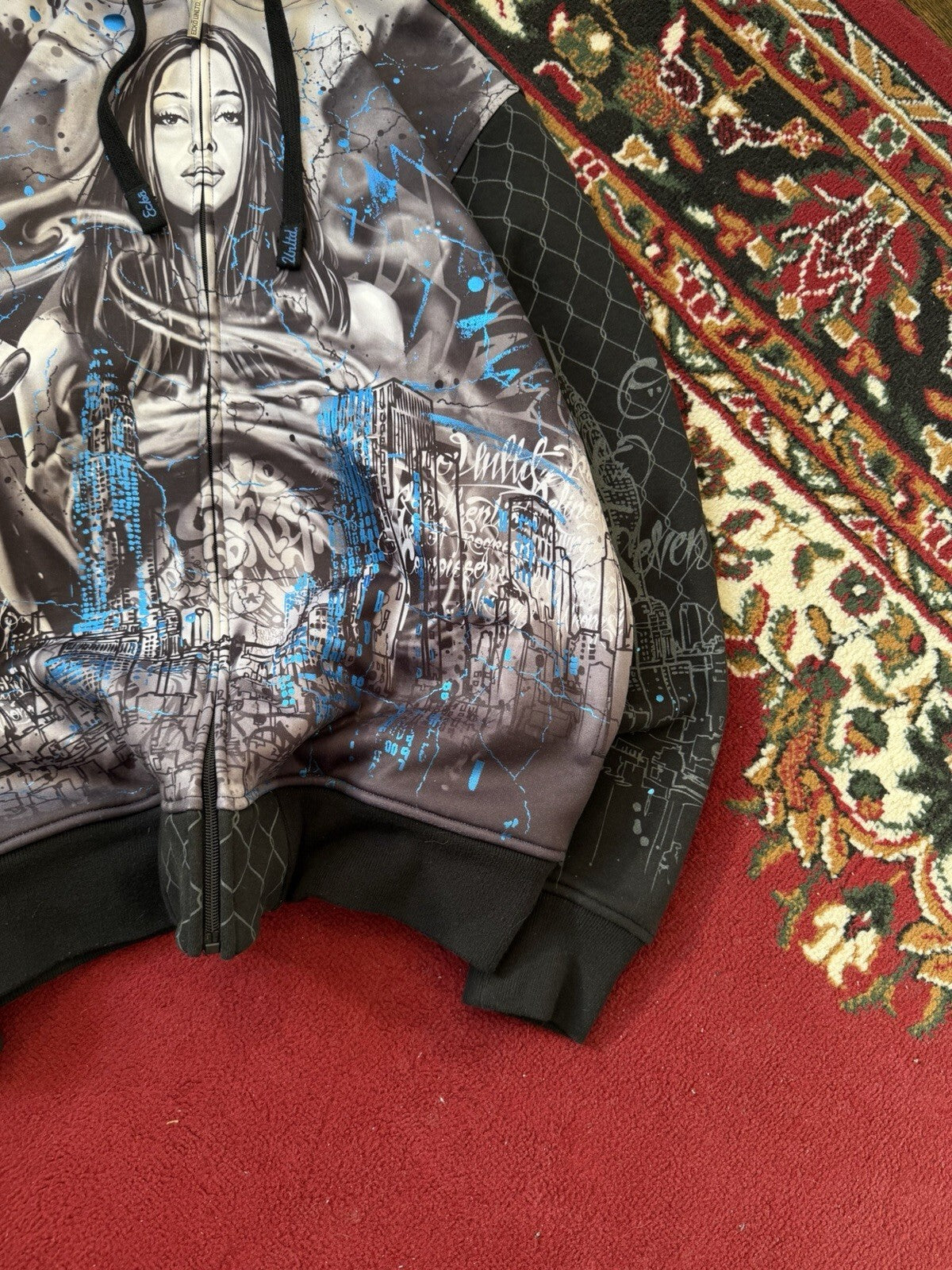 Vintage Ecko Unltd. Full Zip Hoodie Graffiti Girl Print Size M Streetwear Y2K