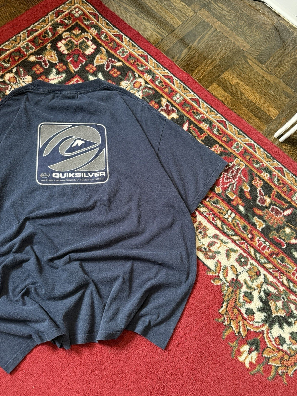 90s Quiksilver International Vintage Reflective Logo Tee T-shirt Surd Skate XL