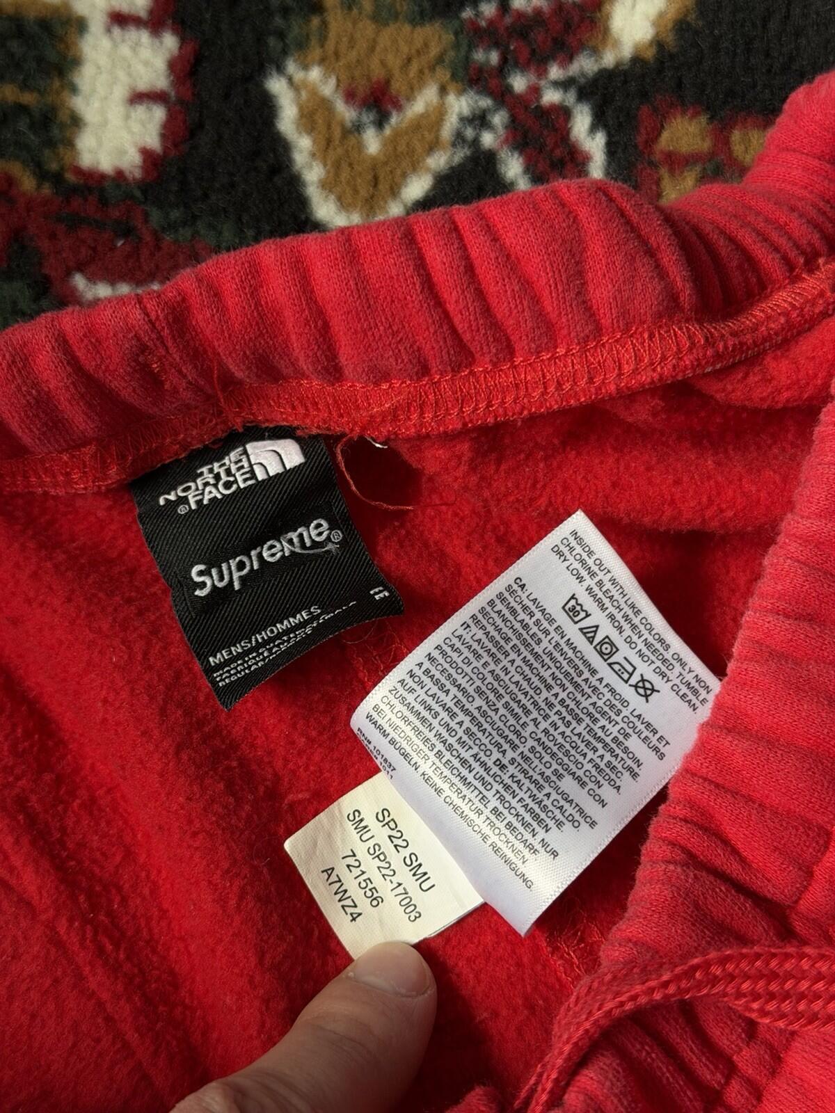Supreme x The North Face Bandana Red Sweatpants Size M
