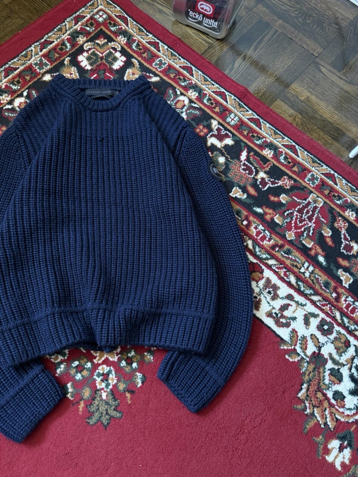 Canada Goose Men's Navy Blue Merino Wool Knit Pullover Sweater Regular Size M