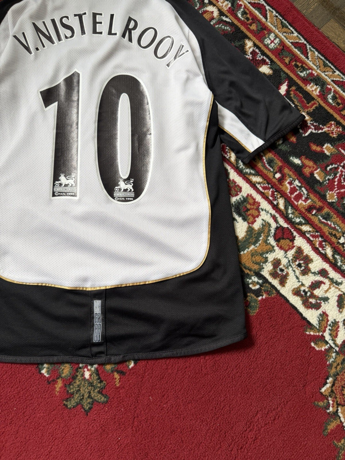 MANCHESTER UNITED 2001 2002 FOOTBALL JERSEY UMBRO REVERSIBLE #10 V.NISTELROY