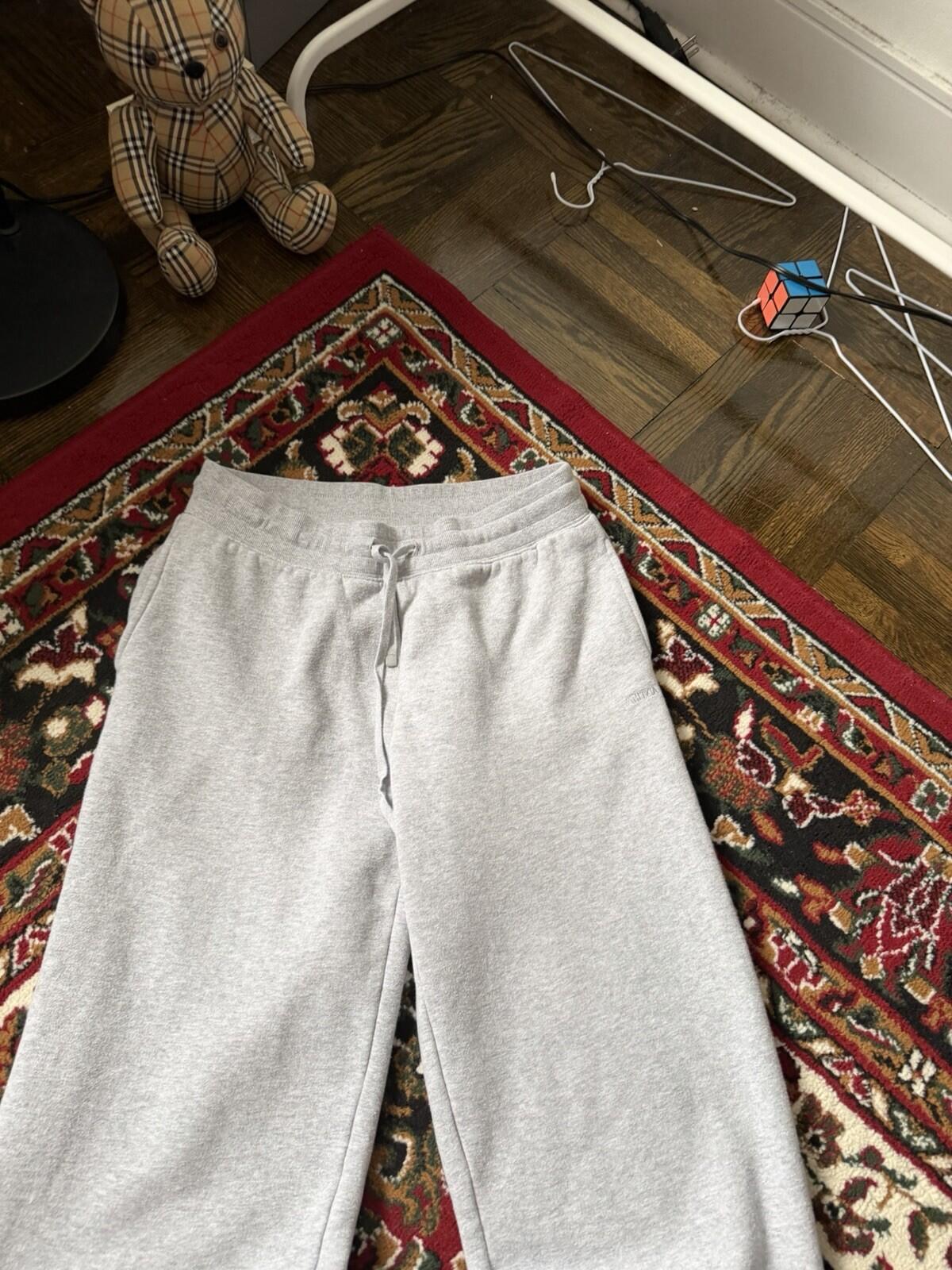 Aritzia TNA Light Gray Baggy Sweatpants Wide Leg Pants Size M