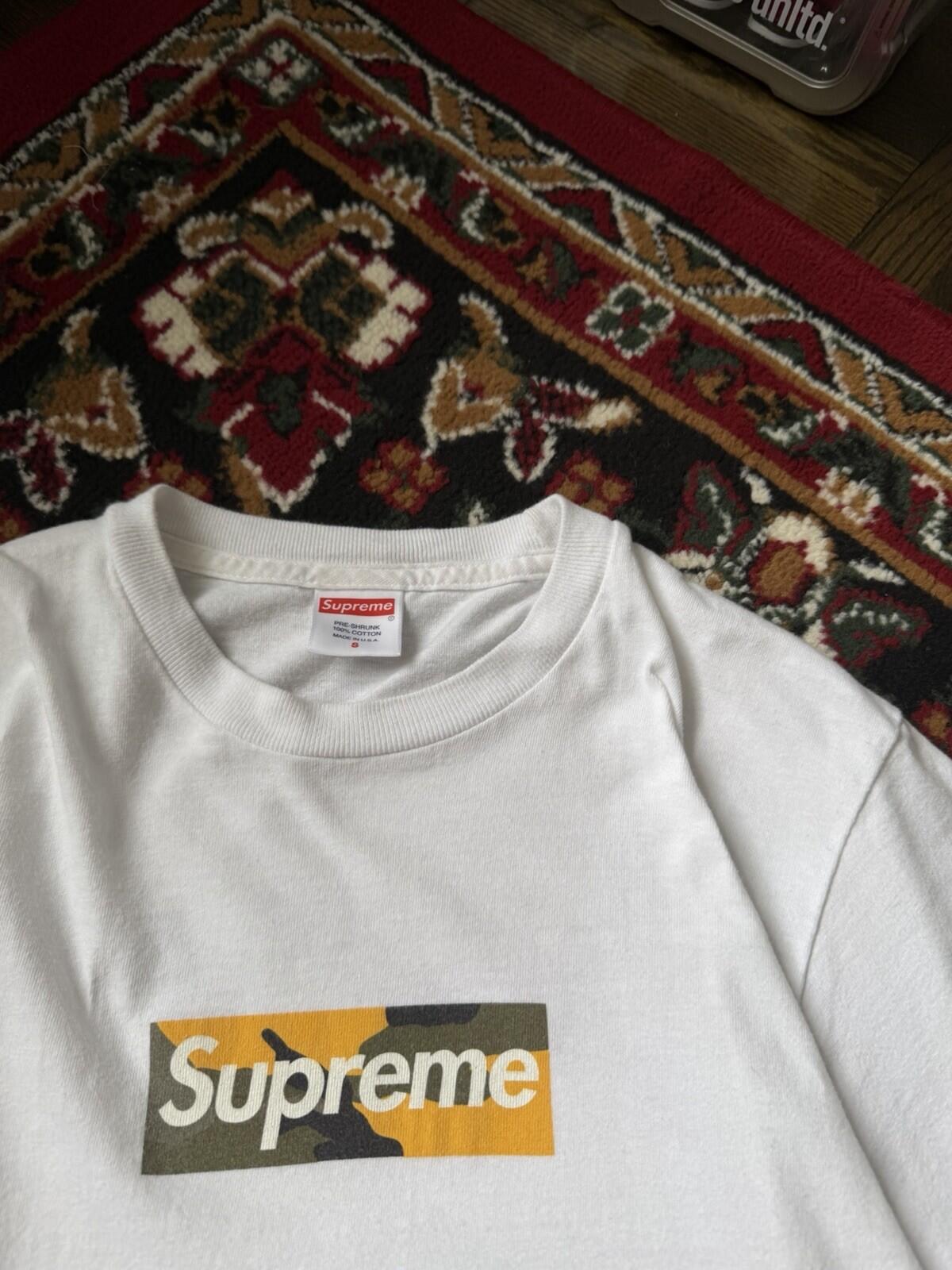 Supreme Brooklyn Box Logo FW17 T-Shirt  Size Small Lightly Used